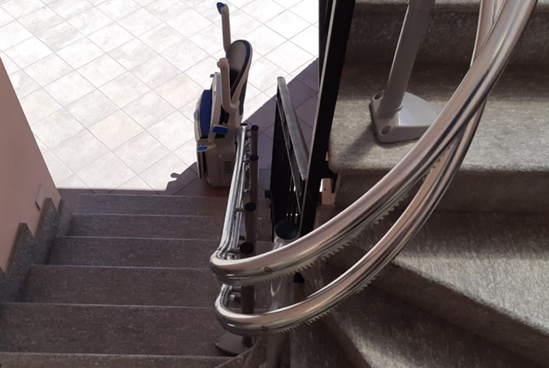 Montascale-Voghera-1 Installazione ed assistenza montascale anche a Voghera