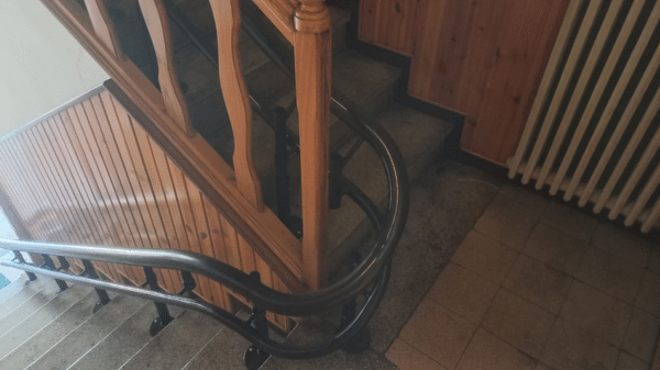 Vista di doppio tubo M2C montascale