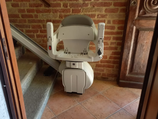 Come scegliere le detrazioni previste nel 2026 per l'installazione di un montascale