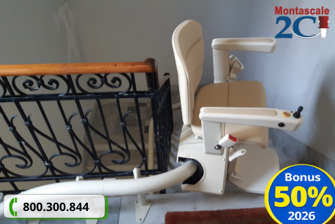 Esempio di montascale installato in condominio in Piemonte