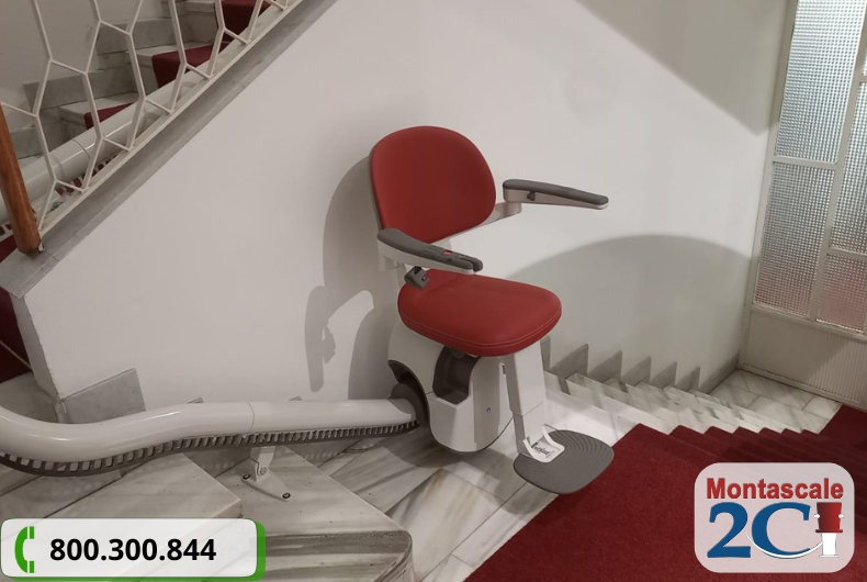 monta scale per disabili 1 Panoramica seggiolina monta scale visto dall'alto